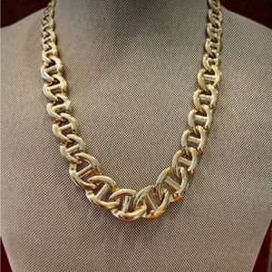 Vintage Mariner Link Chain Necklace. Chunky Statement Necklace Graduated links